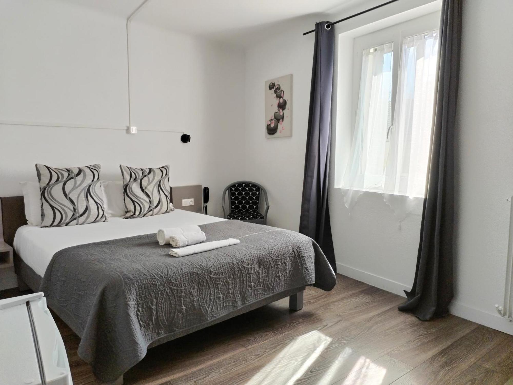 Hotel La Bastide D'Entraigues Zewnętrze zdjęcie