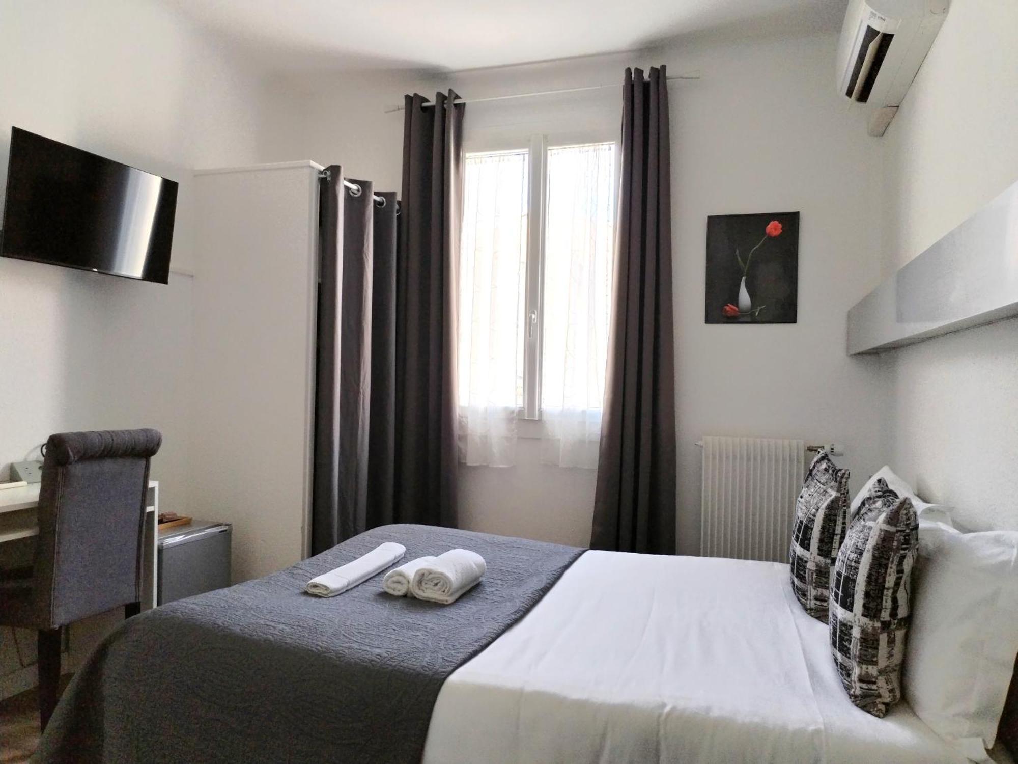 Hotel La Bastide D'Entraigues Zewnętrze zdjęcie