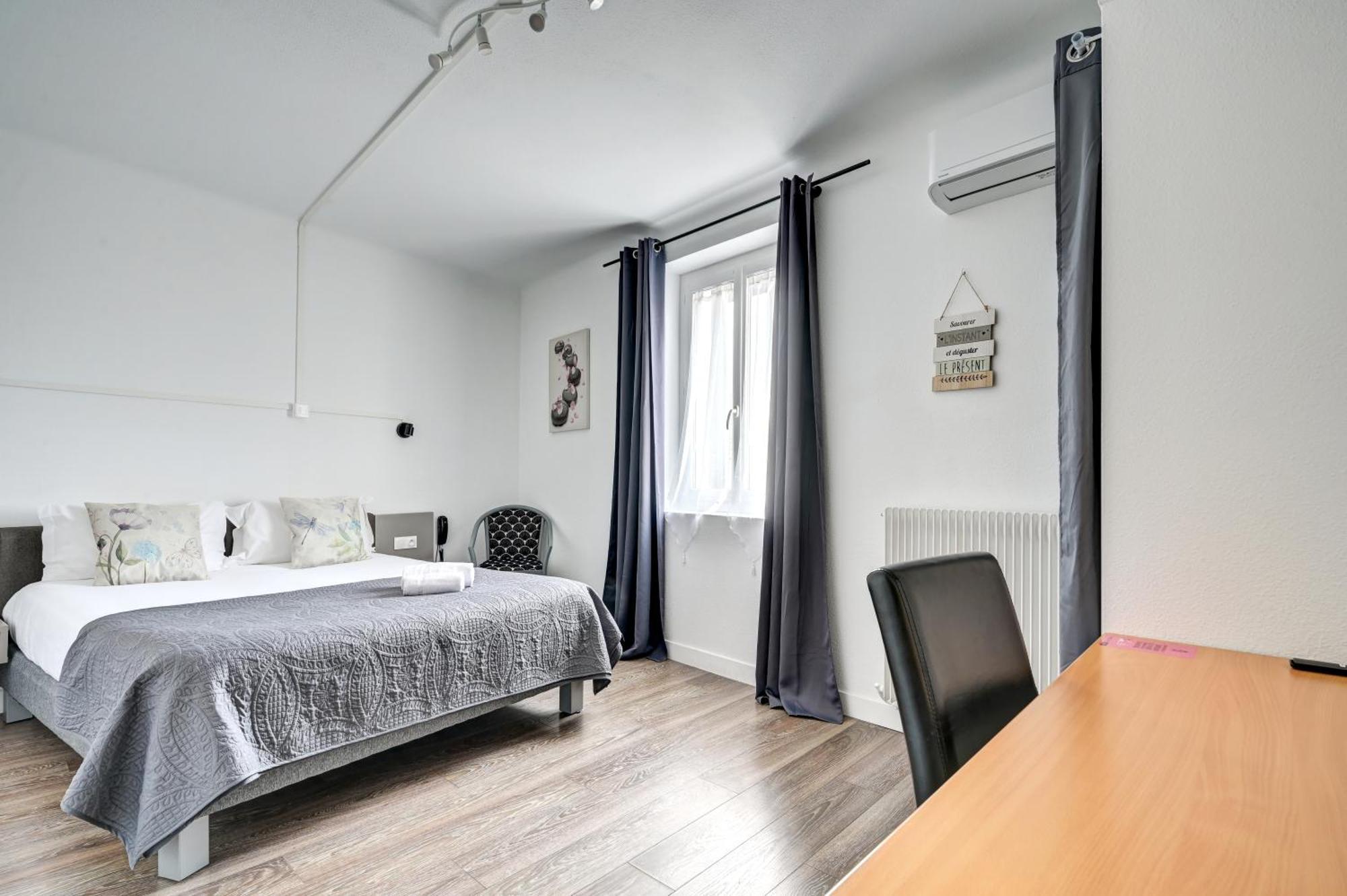 Hotel La Bastide D'Entraigues Zewnętrze zdjęcie