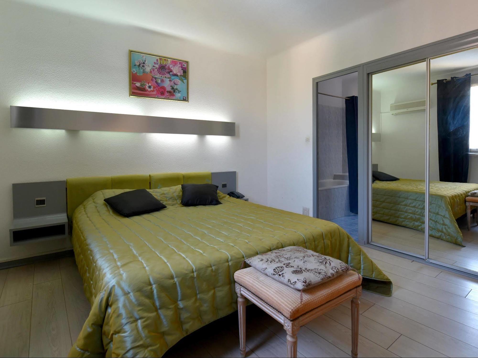 Hotel La Bastide D'Entraigues Zewnętrze zdjęcie